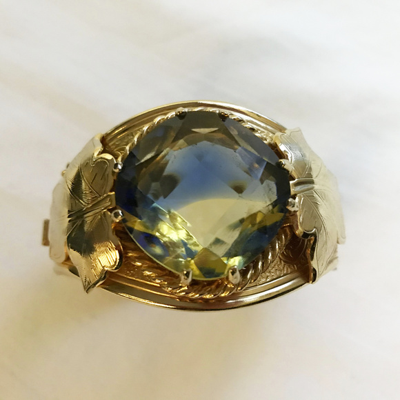 SARAH COVENTRY Rare Gold Bracelet & Earrings Set - Picture 7 of 8